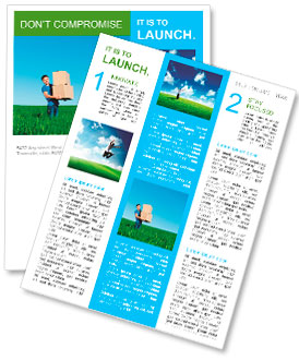 Le gars qui tient la boîte sur l'herbe verte Newsletter