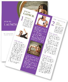 Kvinna Visar Styrka Genom Att Utföra armhävningar På Stranden Nyhetssändning